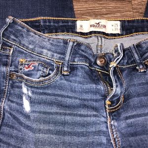 Hollister low rise distressed skinny jeans